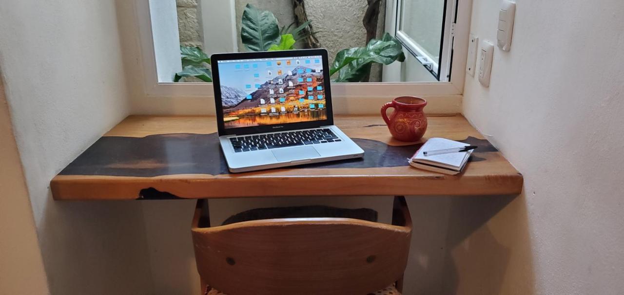 פוארטו מורלוס Layla Guesthouse מראה חיצוני תמונה