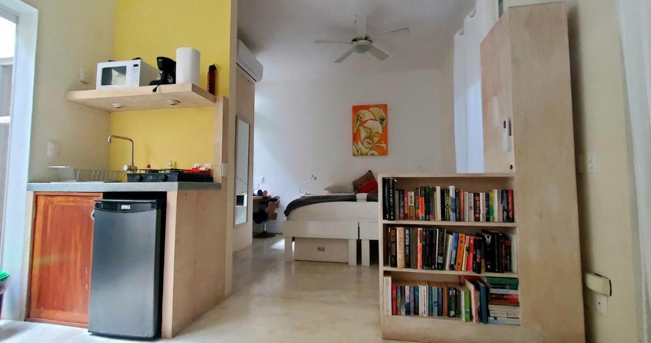 פוארטו מורלוס Layla Guesthouse מראה חיצוני תמונה