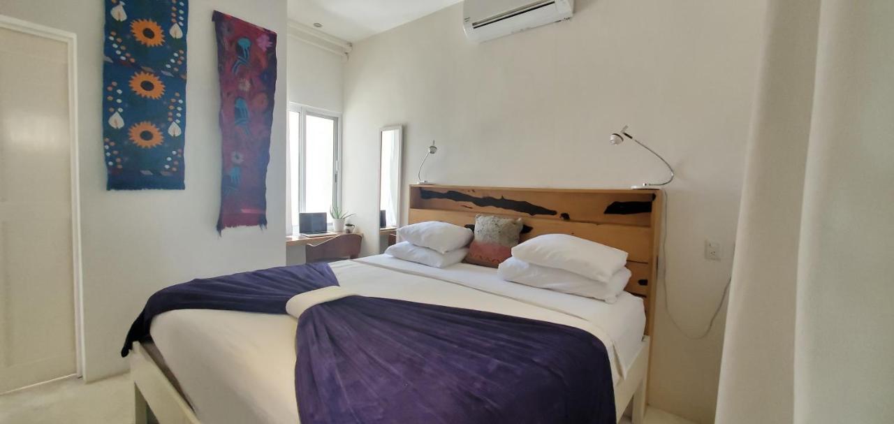 פוארטו מורלוס Layla Guesthouse מראה חיצוני תמונה