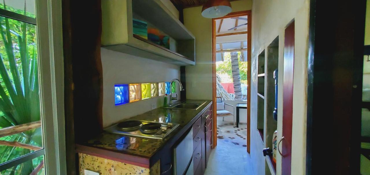פוארטו מורלוס Layla Guesthouse מראה חיצוני תמונה