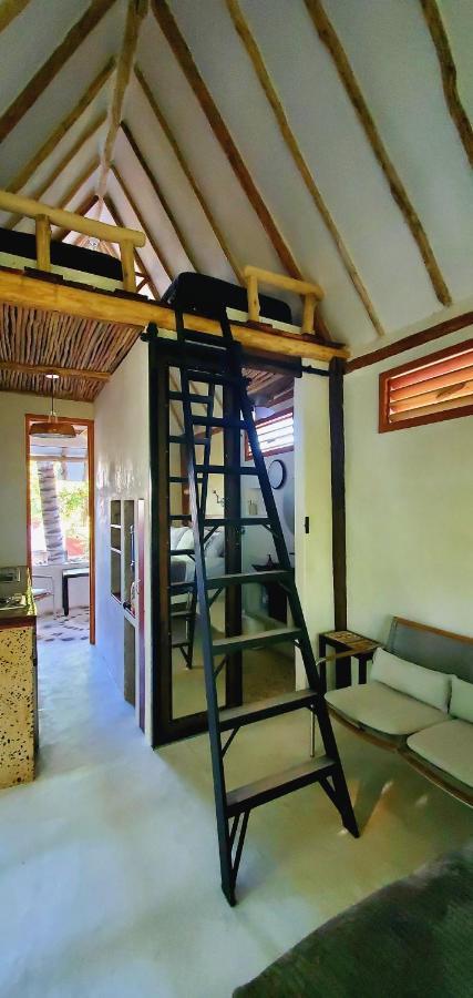 פוארטו מורלוס Layla Guesthouse מראה חיצוני תמונה