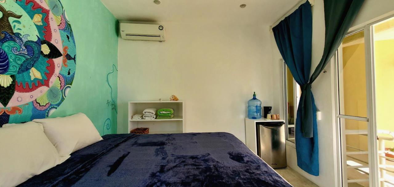 פוארטו מורלוס Layla Guesthouse מראה חיצוני תמונה