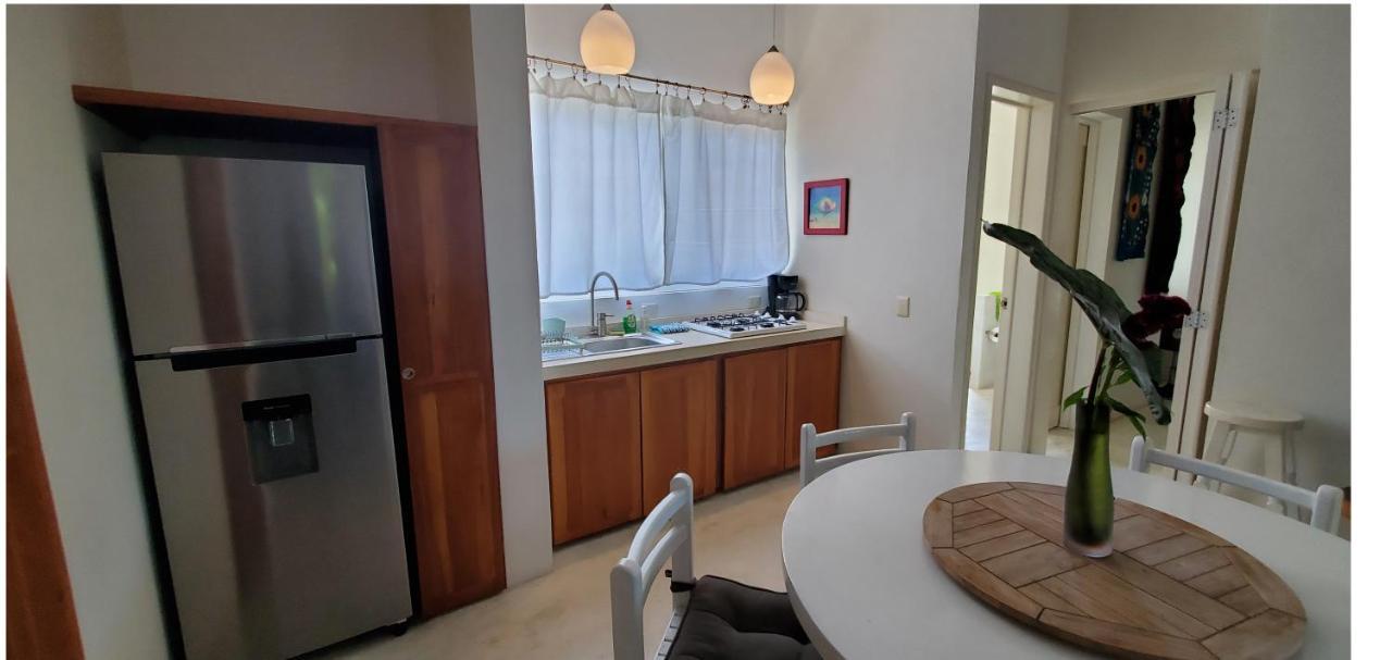 פוארטו מורלוס Layla Guesthouse מראה חיצוני תמונה